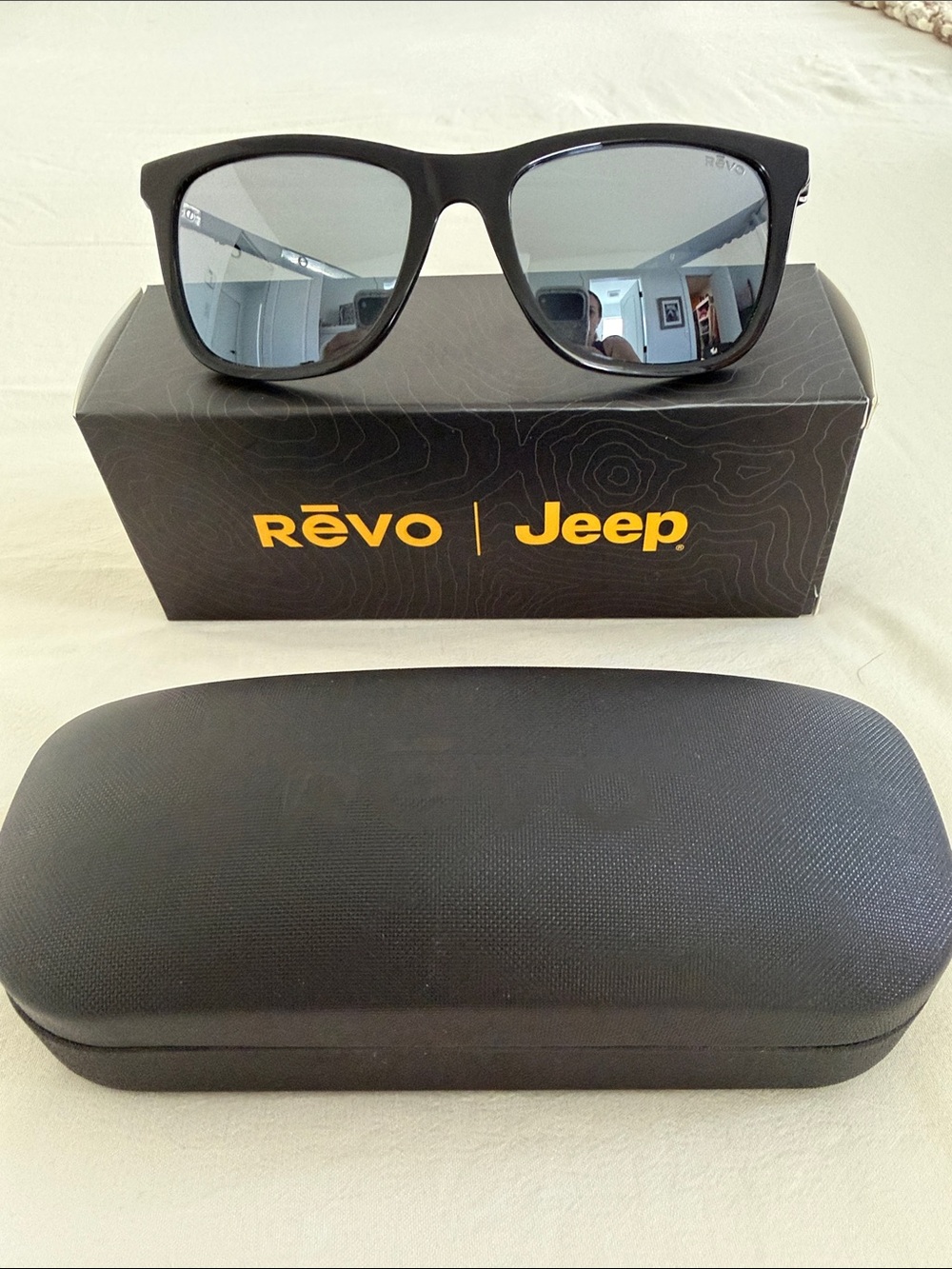 REVO Jeep sunglasses - Picture 2 of 11